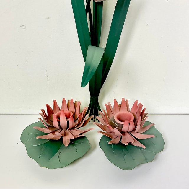 Metal 1950s Vintage Italian Boho Chic Hollywood Regency Tole Water Lilies Wall Candle Scone For Sale - Image 7 of 18