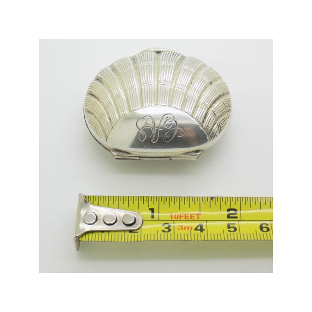 Vintage Italian Handmade Shell-Shaped Engraved Silver Pill Snuff Trinket Box, Fireze, Italy, 1970s For Sale - Image 9 of 12