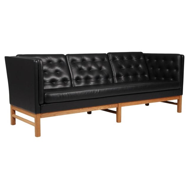 Vintage Danish EJ 315/3 Sofa in Black Leather and Oak Frame by Erik Jørgensen, 1960s For Sale - Image 10 of 10