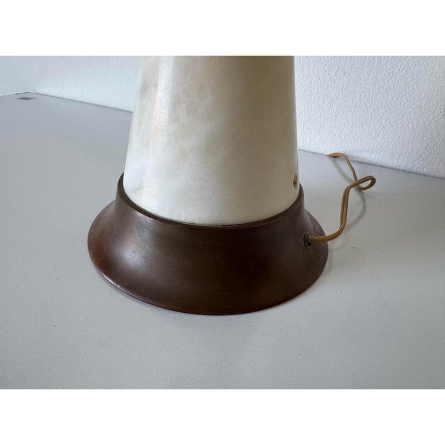 1960’s Italian Mid-Century Modern Walnut and White Marble Table Lamp With Brass Base For Sale - Image 11 of 12