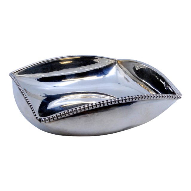 Square Silver Washbasin with Pearl Edge Frieze For Sale