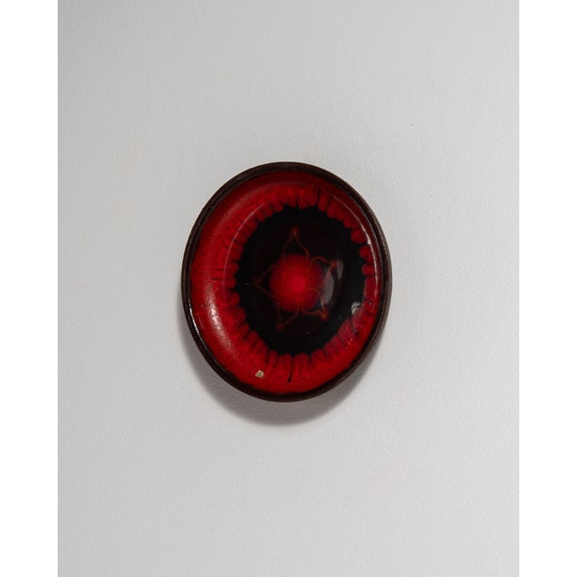 1960s Germany Red Pottery Plate For Sale - Image 11 of 15