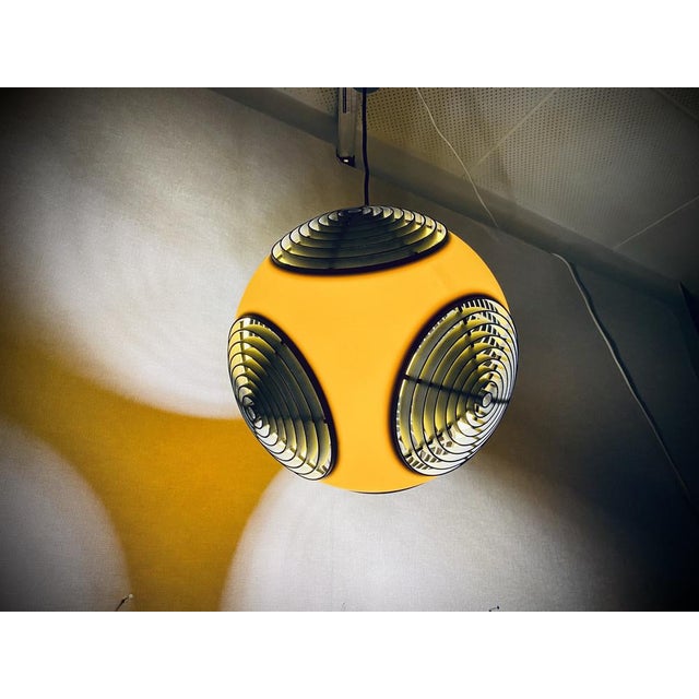 Vintage Ufo Ceiling Lamp in Yellow Plastic and the Black Grids from Massive Lighting, 1970s For Sale - Image 15 of 18