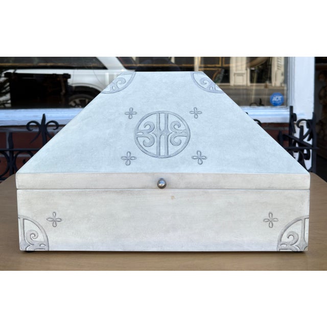 Minton Spidell Ivory Lacquer Pyramid Form Table Box.
