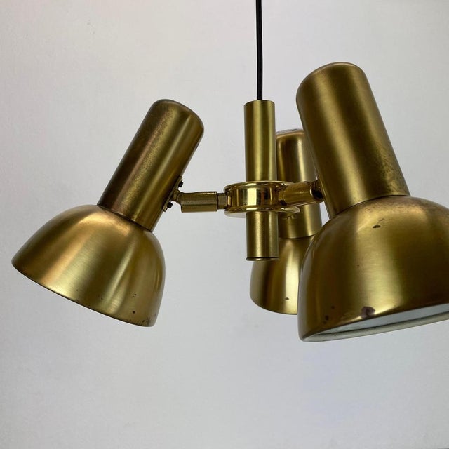 Goldenrod 3-Spot Brass Tone Hanging Light by Koch and Lowy for OMI Lighting, Germany, 1970s For Sale - Image 8 of 18
