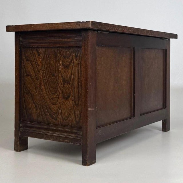Wood Antique English Edwardian Oak Blanket Box For Sale - Image 7 of 13