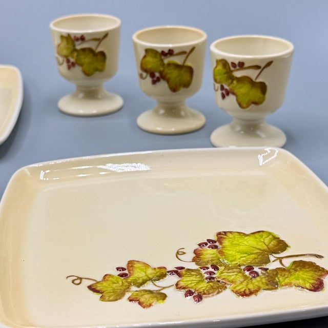 Art Deco Grapevine Breakfast & Serving Service from Carlton Ware, England, 1930s, Set of 17 For Sale - Image 15 of 18