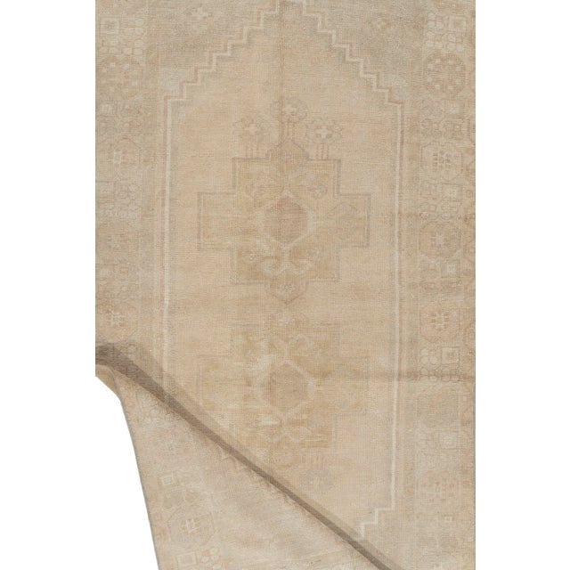 Vintage Circa 1940 Turkish Oushak Area Rug 3ft 6in X 6ft 7in For Sale In New York - Image 6 of 8