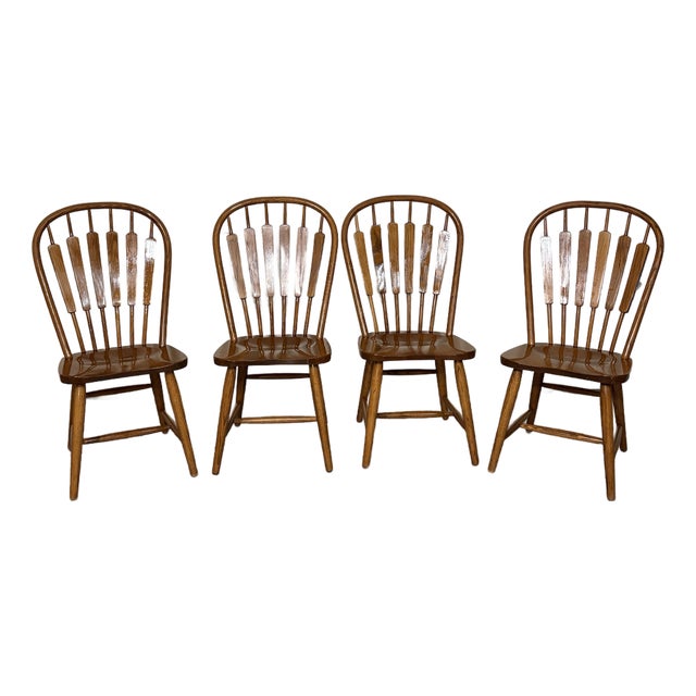 Mid 20th Century Windsor-Style Solid Oak Dining Chairs Medium Oak Finish, Arrow Back-Set of 4 For Sale
