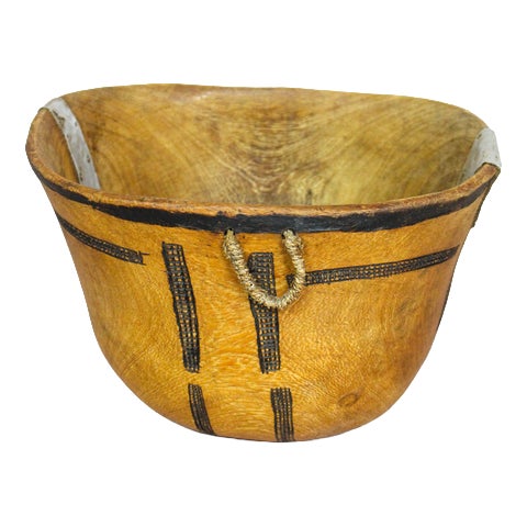 Turkana Bowl in Handcarved Wood For Sale