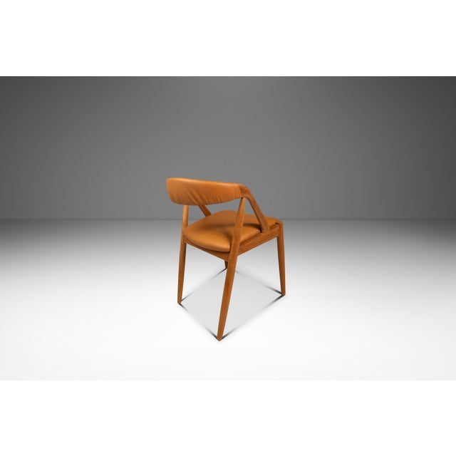 1960s Set of Four (4) Mid-Century Danish Modern Model 31 Dining Chairs in Teak & Leather Attributed to Kai Kristiansen for Schou Andersen, Denmark, C. 1960s For Sale - Image 5 of 18