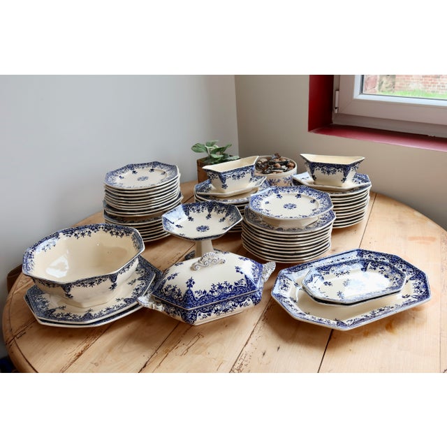 Antique 19th Century Ironstone Tureen with Rouen Pattern from Longchamp For Sale - Image 9 of 10