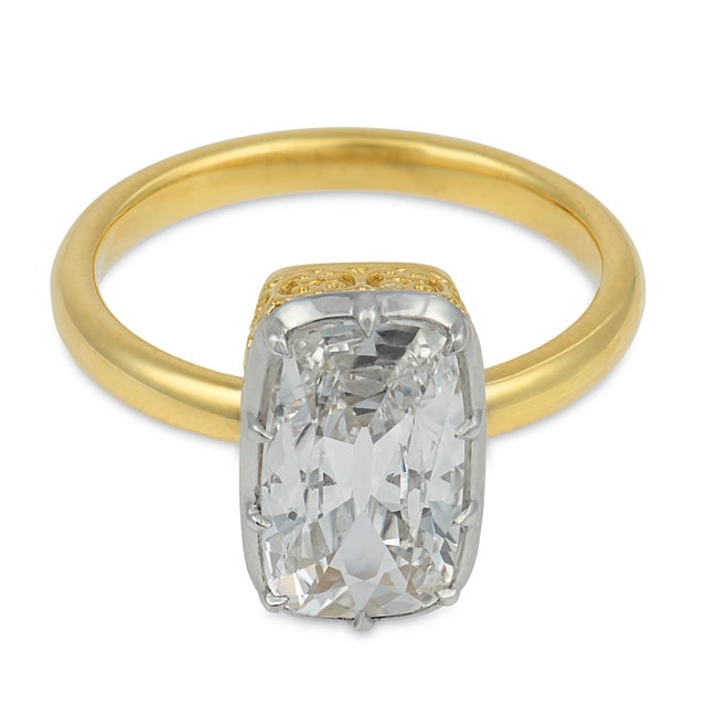 Modern Mid 20th Century Gia 1.81 Carat Elongated Old Mine Cut Diamond 18k Yellow Gold Engagement Ring, Size 6.25 For Sale - Image 3 of 7