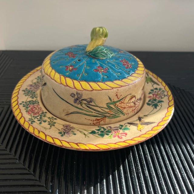 Chinese Antique Signed Chinese Export Majolica Butter Cheese Dome For Sale - Image 3 of 10