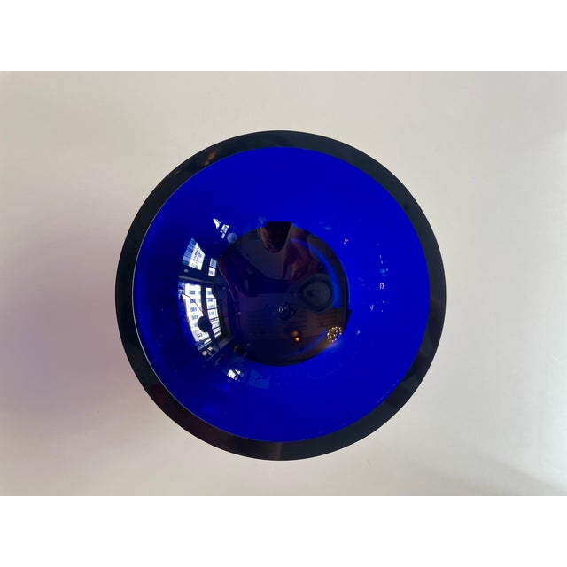 Mid-Century Modern Skultuna Bowl in Cobalt Blue Mouth-Blown Glass and Brass by Michael Kurpatov, 1960s For Sale - Image 3 of 8