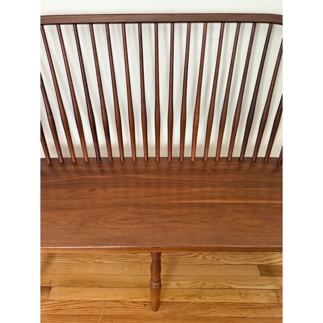 1980s 1980s Traditional Bow-Back Windsor Style Amish Bench For Sale - Image 5 of 11