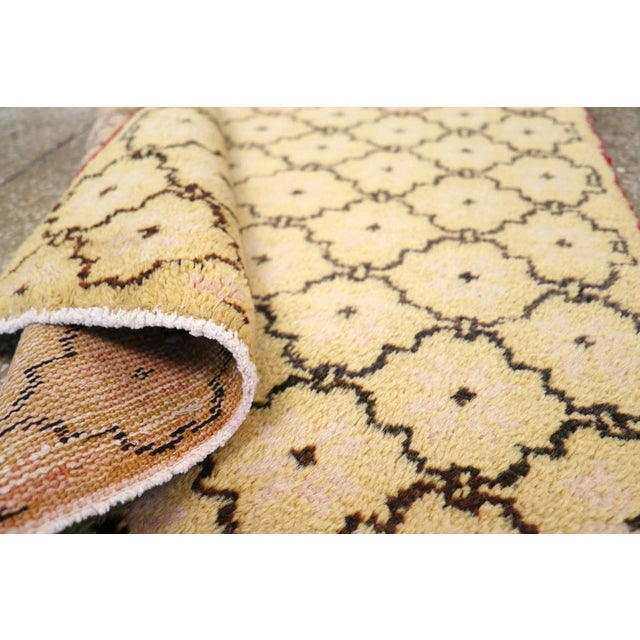 Galerie Shabab Collection Mid-20th Century Turkish Anatolian Throw Rug For Sale In New York - Image 6 of 6