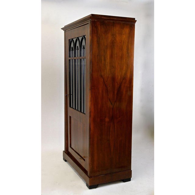 Biedermeier Display Cabinet or Bookcase in Walnut, Austria, 19th Century For Sale - Image 14 of 18