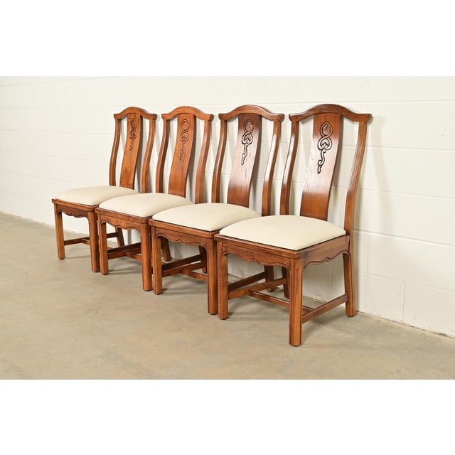 Mid-Century Modern Thomasville Mid-Century Hollywood Regency Chinoiserie Carved Walnut Dining Chairs, Set of Four For Sale - Image 3 of 13