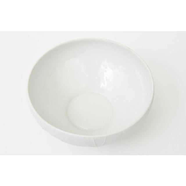 Heinrich & Co. Vintage Hallmarked Heinrich Bavaria Porcelain White Bisque Bowl With Textured Organic Design MCM For Sale - Image 4 of 10