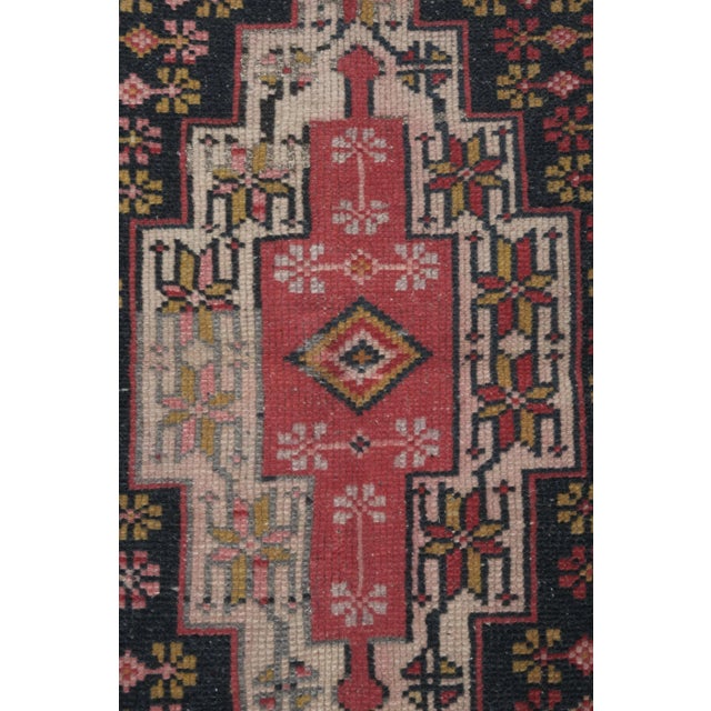1970s Vintage Hand Knotted Turkish Oushak Rug 4'4" X 7'6" For Sale - Image 5 of 13
