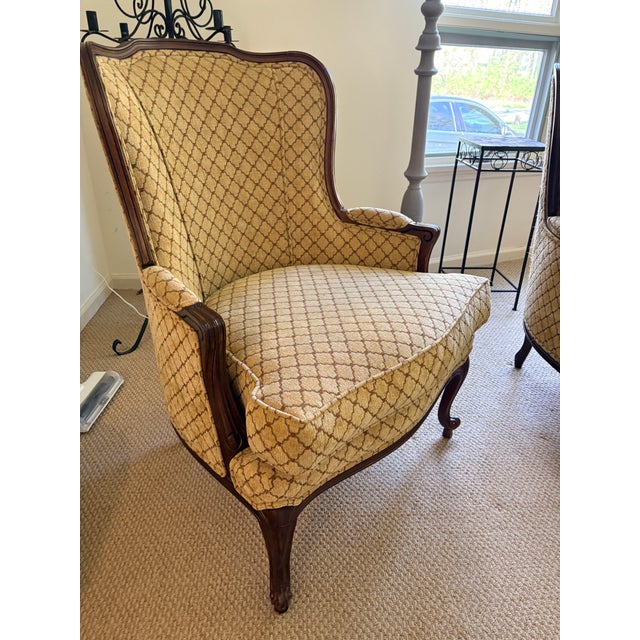 Ethan Allen Pair of Vintage French Provincial Wingback Chair From Ethan Allen For Sale - Image 4 of 8