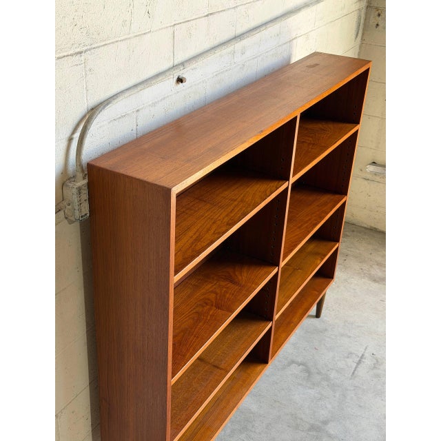 Wood Vintage Danish Modern Teak Bookcase Display Shelf Cabinet on Tapered Legs For Sale - Image 7 of 9
