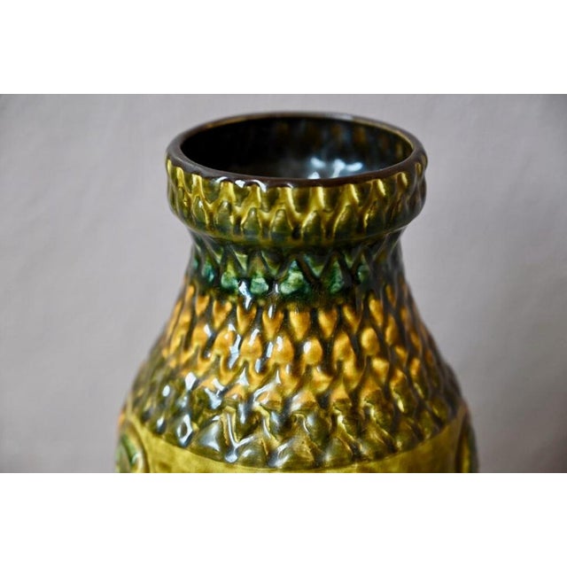 Bay Keramik is one of the ceramic manufacturers renowned for producing colorful vases with thick glazes in the Fat Lava...