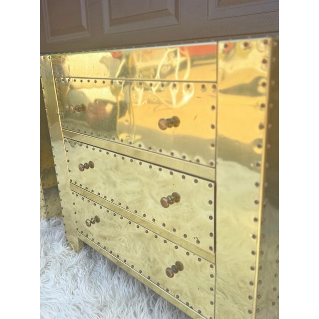 Pair of Vintage Hollywood Regency Brass-Clad Riveted Nightstands With Glass Tops For Sale - Image 9 of 12