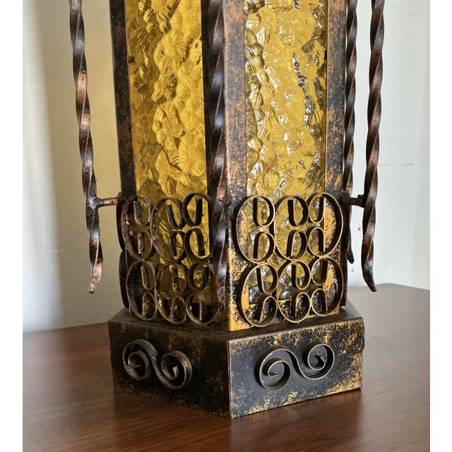 Amber Pair Vintage Mid-Century Spanish Revival Table Lamps Wrought Iron Glass Panels, C. 60s For Sale - Image 8 of 12