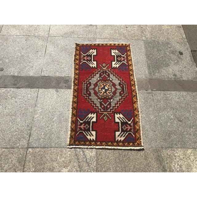 Art Deco 1960s Vintage Oushak Rug- 1′6″ × 2′9″ For Sale - Image 3 of 6