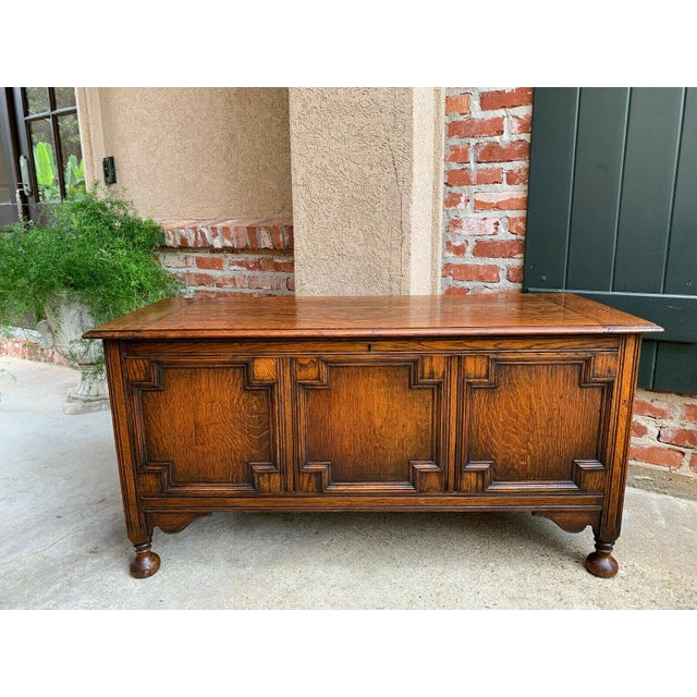 20th Century English Tiger Oak Blanket Box Trunk Chest Bench Jacobean