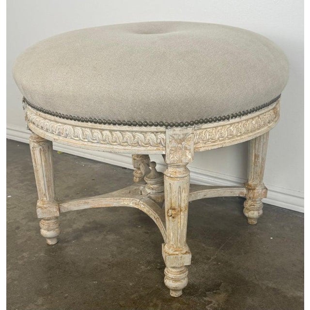 Early 20th Century French Neoclassical Upholstered Ottoman, Early 20th Century. For Sale - Image 5 of 14