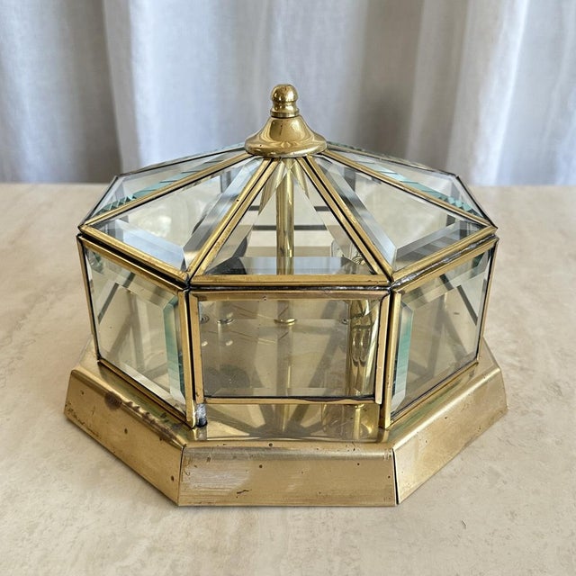 Gold Art Deco Octagonal Brass Wall Lamp with Cut Glass, 1930s For Sale - Image 8 of 18