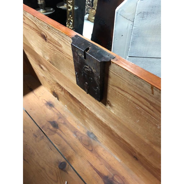 Brown 17th Century Oak Coffer / Trunk / Bench For Sale - Image 8 of 8