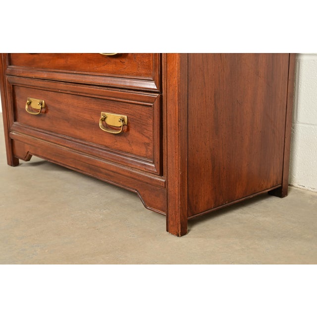 Thomasville Mid-Century Modern Hollywood Regency Campaign Walnut Highboy Dresser, 1970s For Sale - Image 12 of 17