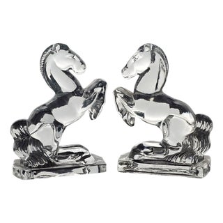 Pair of New Martinsville Glass Art Deco Rearing Horse Bookends, 1930s–40s Usa For Sale