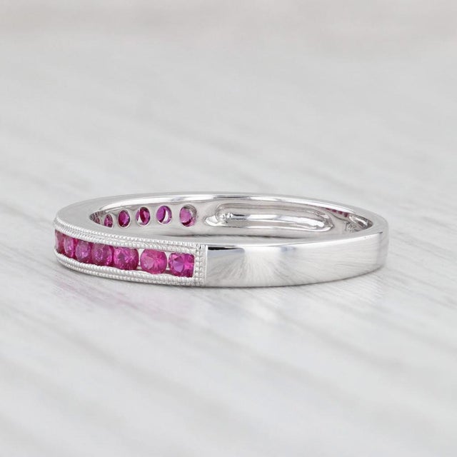 Modern New 0.30ctw Pink Magenta Sapphire Ring 14k White Gold Stackable Band Size 6.5 For Sale - Image 3 of 8