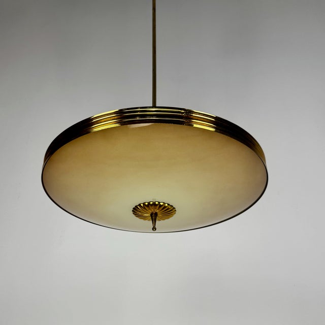 Mid-Century Modern Two Tone Glass and Brass Pendant Lamp by Pietro Chiesa for Fontana Arte, Italy, 1950s For Sale - Image 10 of 10