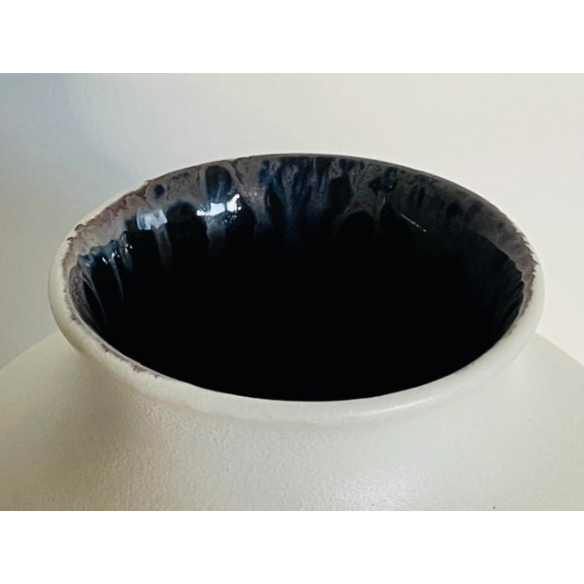 Ceramic Mid Century Modern German Ceramic Matte Finish Bulbous Vase For Sale - Image 7 of 7
