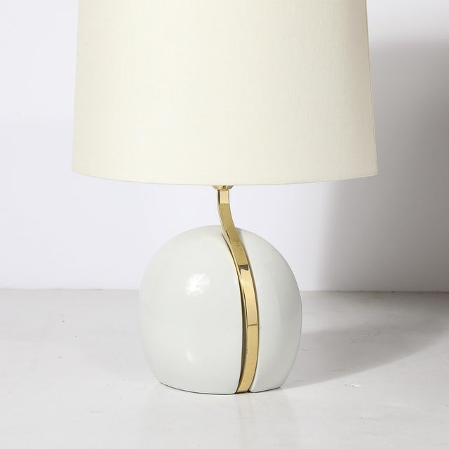 Lumi Mid-Century White Ceramic & Polished Brass Sculptural Table Lamps by Lumi Murano For Sale - Image 4 of 13