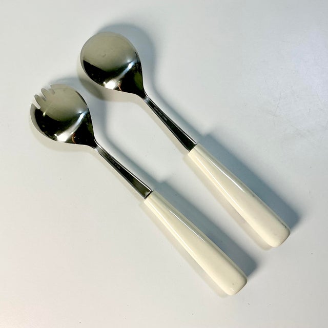 Navy Blue Mid 20th Century Boho Chic Gustavian Delft Style Salad Serving Utensils, Stainless Steel - Set of 2. For Sale - Image 8 of 9