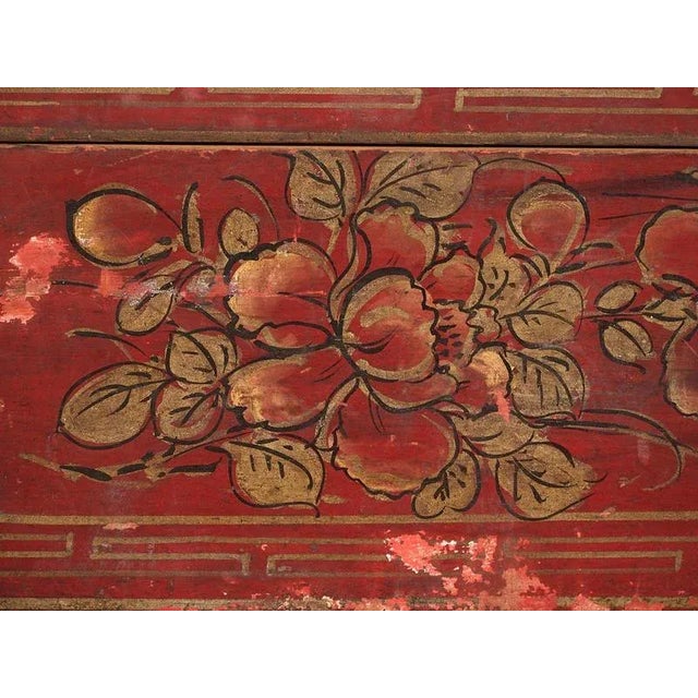 Antique Chinese Box with Hand-Painted Floral Motifs, 1900s For Sale - Image 6 of 9