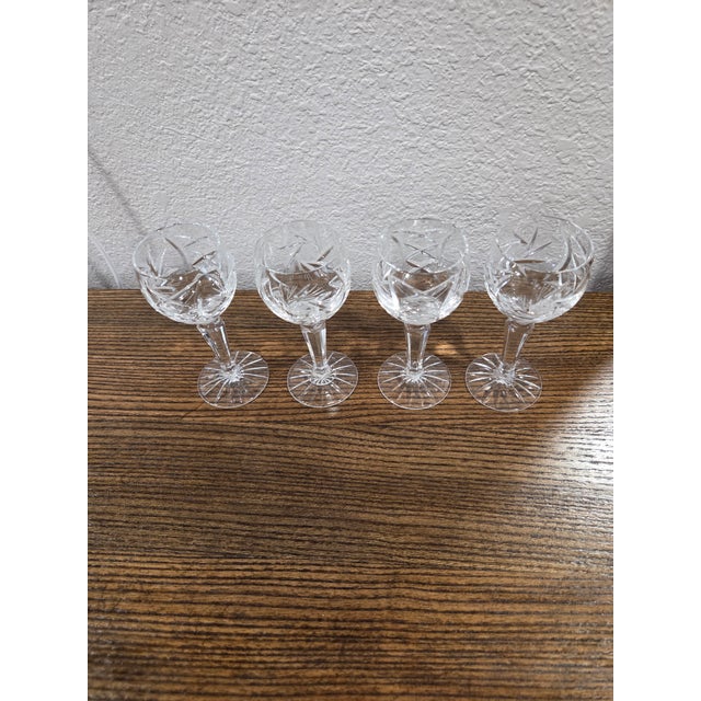 Vintage American Brilliant Style Cut Crystal Cordial Glass With Starburst Base & Hexagonal Stem - Set of 4 For Sale - Image 4 of 11