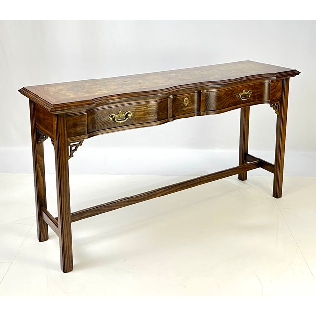 Late 20th Century Traditional Walnut & Burl Wood Serpentine Console Table For Sale - Image 10 of 15