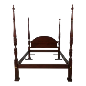 Henkel Harris Queen Size Mahogany Poster Bed