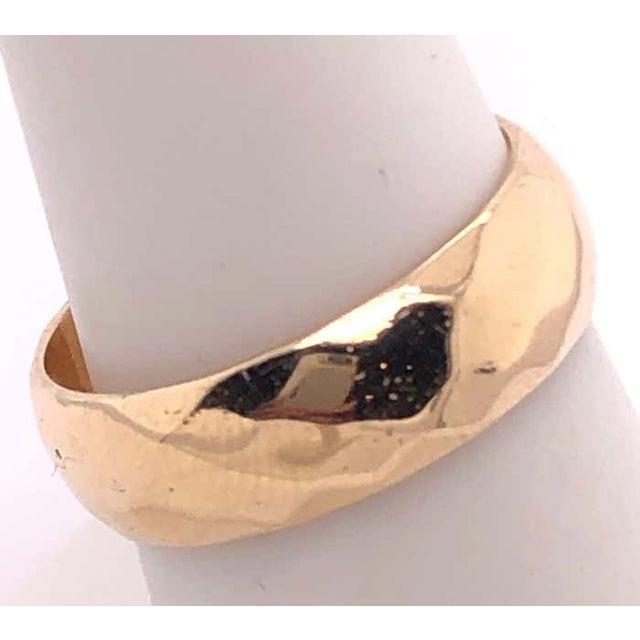 Metal 14 Karat Yellow Gold Wedding Ring / Wedding Band For Sale - Image 7 of 9