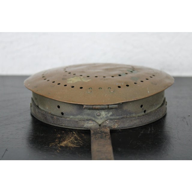 Copper Antique Late 19th Century Victorian Copper & Cast Iron Bed Warming Pan For Sale - Image 8 of 13