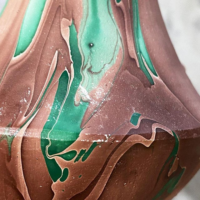 Mid-Century Modern Green Swirl Ceramic Touring Pottery Folk Art Vase For Sale - Image 3 of 5