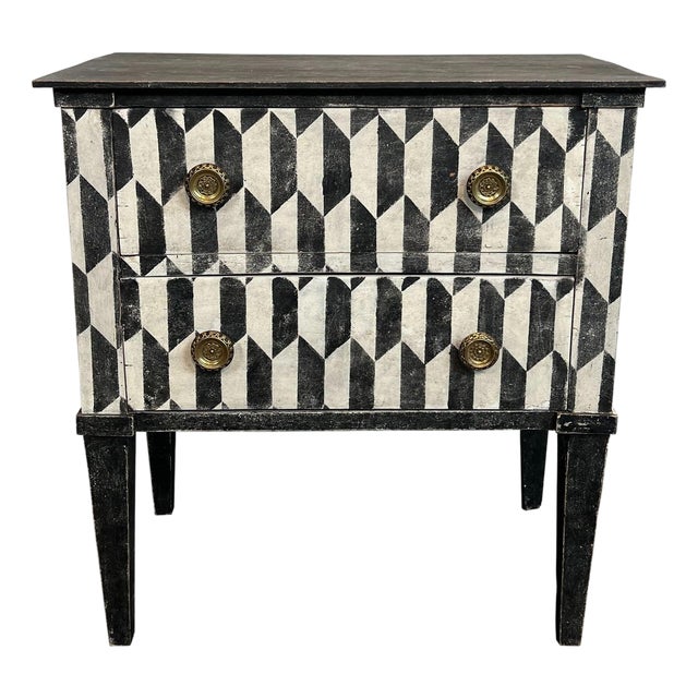 Mid 19th Century Small Italian chest of drawers with patina and trompe-l'oeil painting For Sale